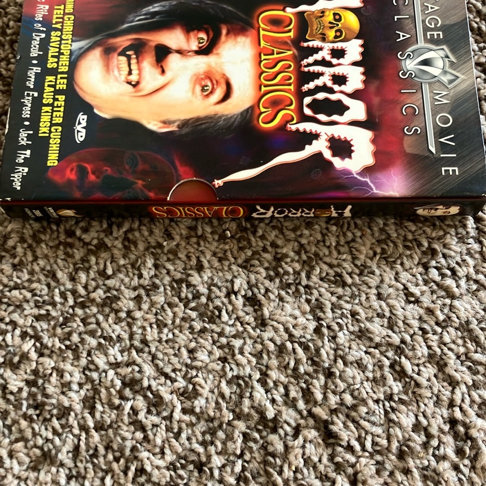 Horror Classics DVD Set - Picture 4 of 7